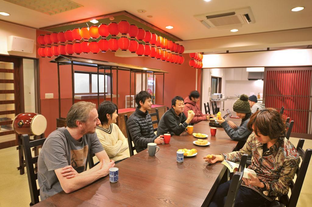 Onsen Hostel Hinoemi Atami  Eksteriør billede