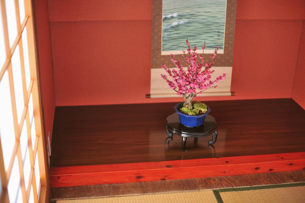Onsen Hostel Hinoemi Atami  Eksteriør billede