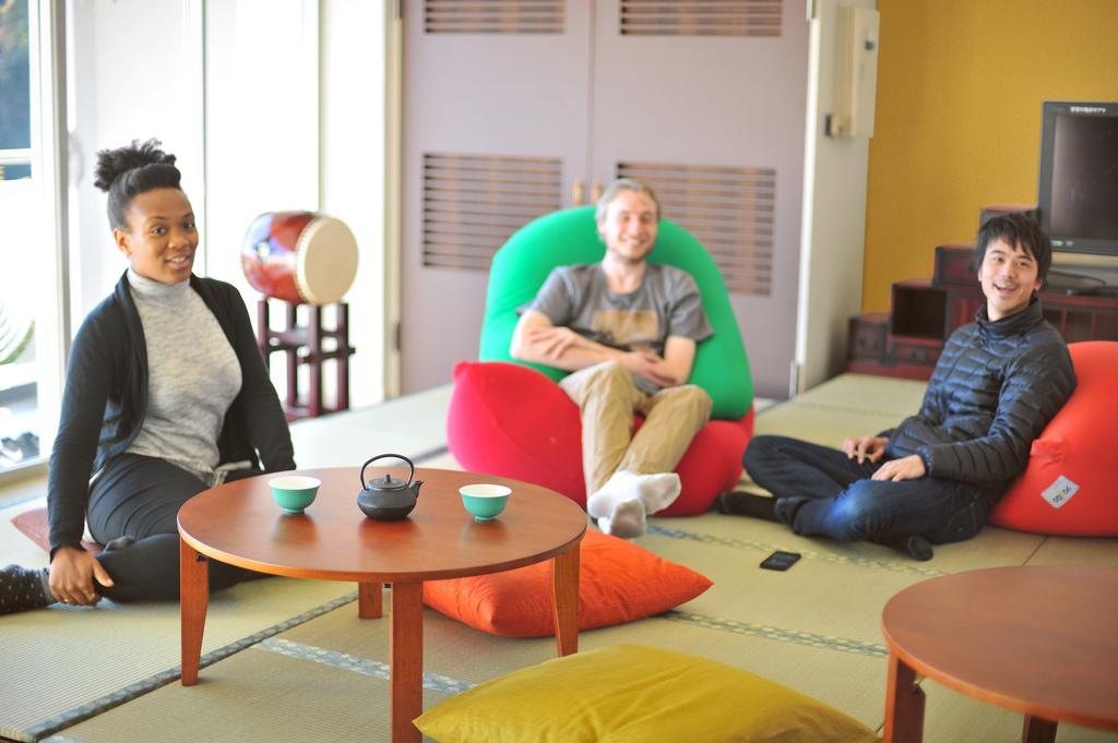 Onsen Hostel Hinoemi Atami  Eksteriør billede