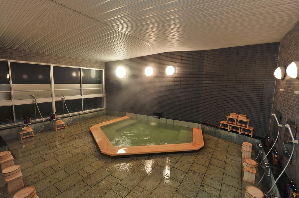 Onsen Hostel Hinoemi Atami  Eksteriør billede